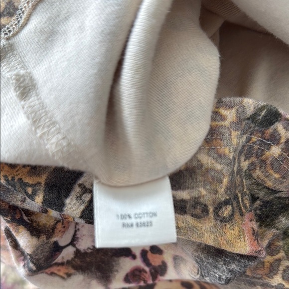 Vintage Y2K Christopher & Banks Safari Wild Beauty African Animal Print Top XL - Picture 8 of 8